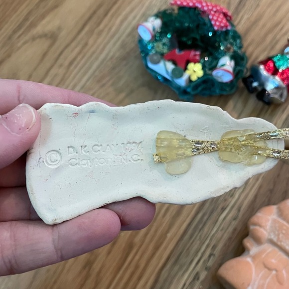 Lot of 6 Vintage Christmas Ornaments Santa Wreath Bird Clay Terracotta - Picture 7 of 10